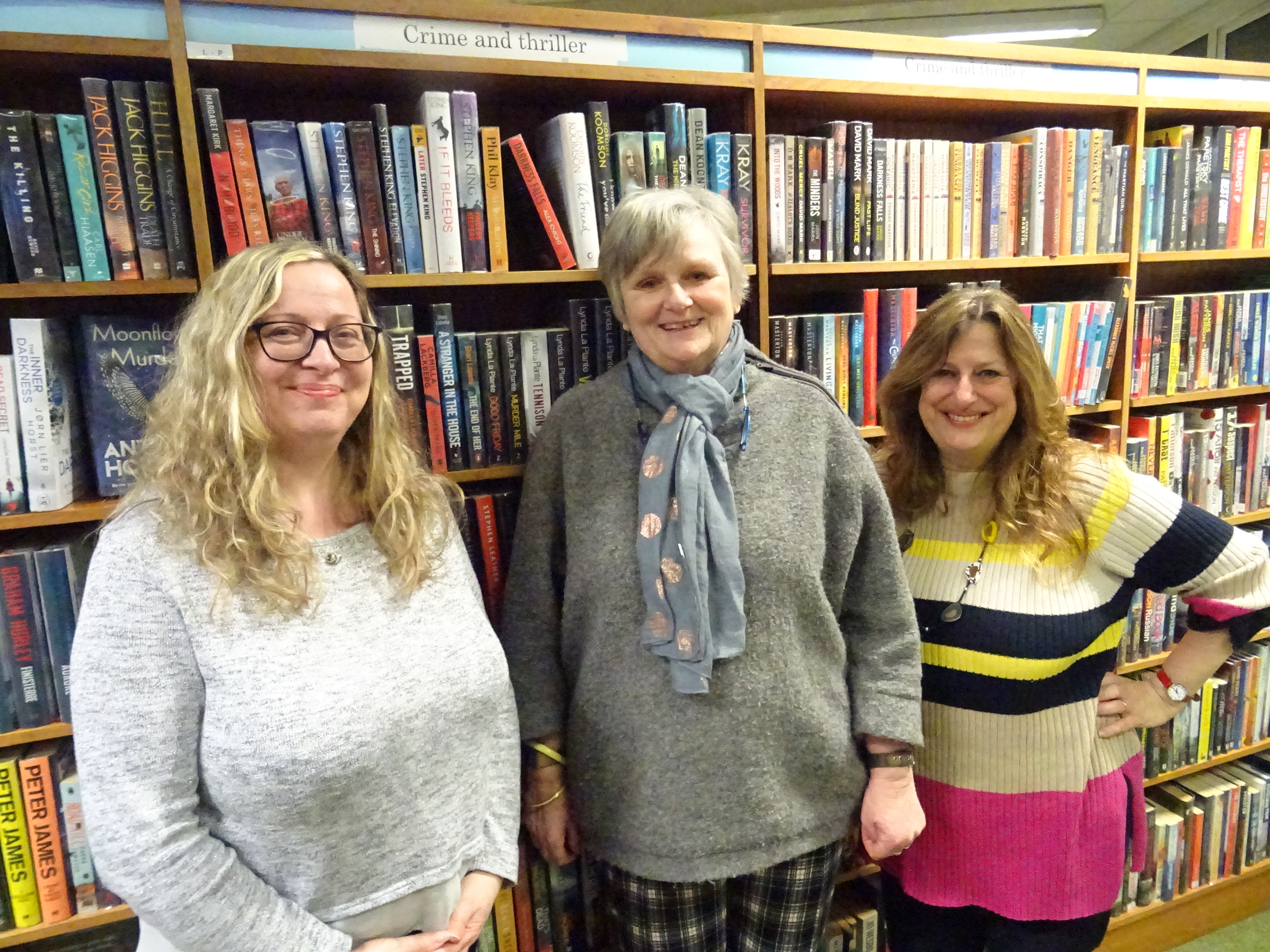 Mystery and Menace at West Barnes Library with @ellygriffiths and @LesleyjmThomson @QuercusBooks @HoZ_Books @MertonLibraries #TheLastRemains #TheCompanion